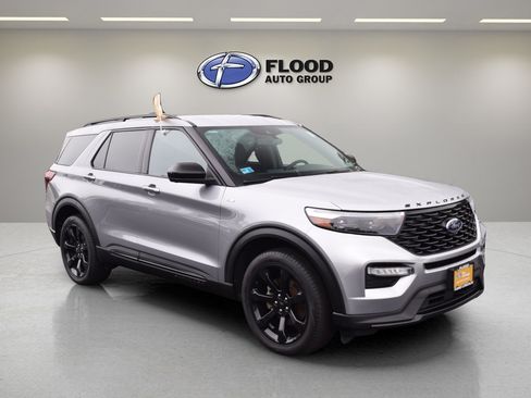 Used 2023 Ford Explorer ST-Line AWD/4WD image 1