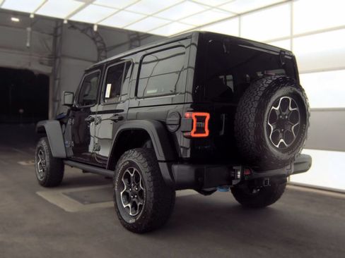 Used 2022 Jeep Wrangler Unlimited Rubicon 4xe w/ Dual Top Group AWD/4WD image 4
