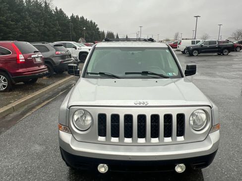 Used 2013 Jeep Patriot Latitude w/ Sun/Sound Group image 5