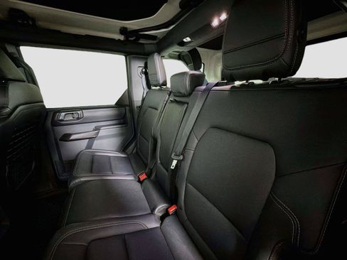 Used 2025 Ford Bronco Badlands AWD/4WD image 24