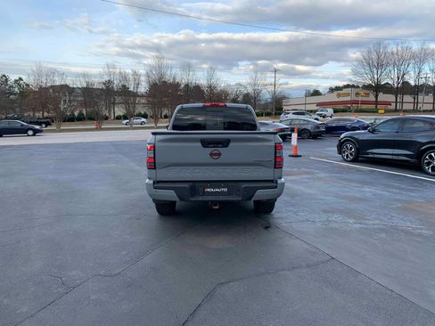 Used 2023 Nissan Frontier PRO-4X w/ Pro Convenience Package image 9