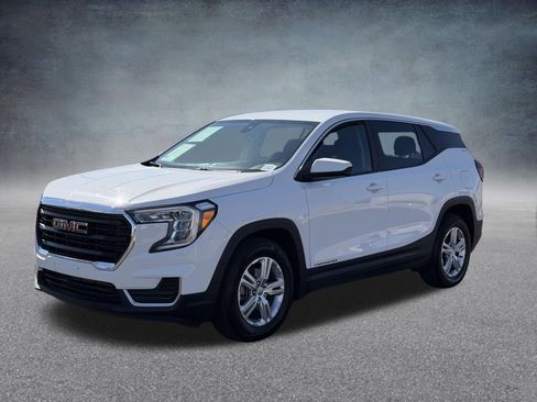 Used 2024 GMC Terrain SLE FWD image 8