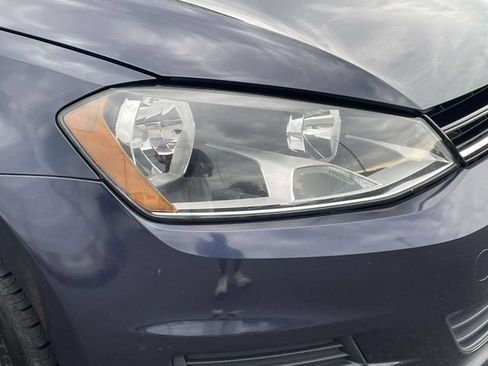 Used 2017 Volkswagen Golf S FWD image 3
