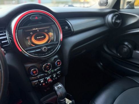 Used 2017 MINI Cooper 2-Door Hardtop image 22