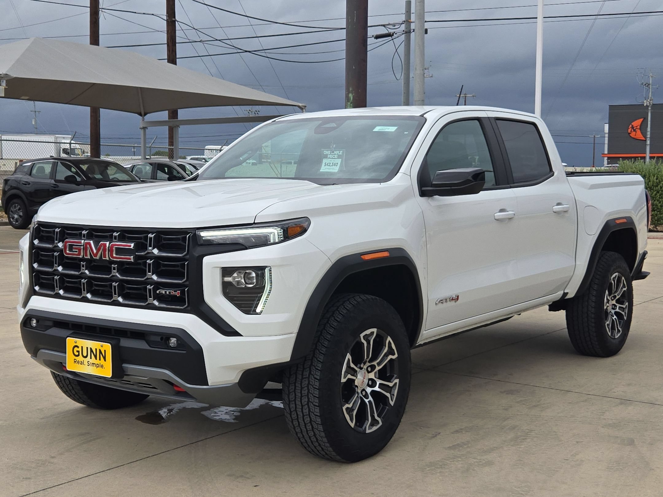 Certified 2025 GMC Canyon AT4 w/ AT4 Premium Package AWD/4WD image 7
