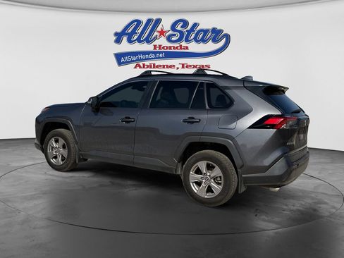 Used 2022 Toyota RAV4 XLE AWD/4WD image 7