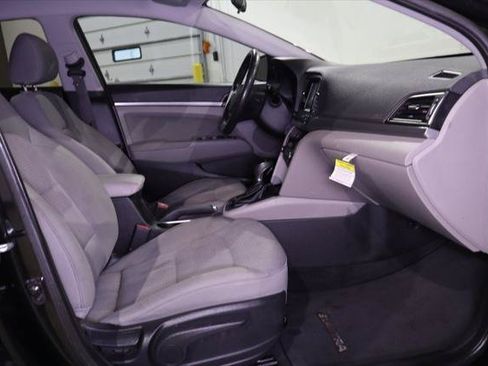 Used 2017 Hyundai Elantra SE w/ SE A/T Tech Package 03 FWD image 30
