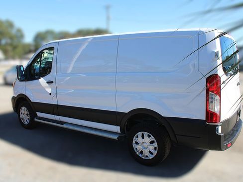 Used 2022 Ford Transit 250 Low Roof w/ Exterior Upgrade Package image 29