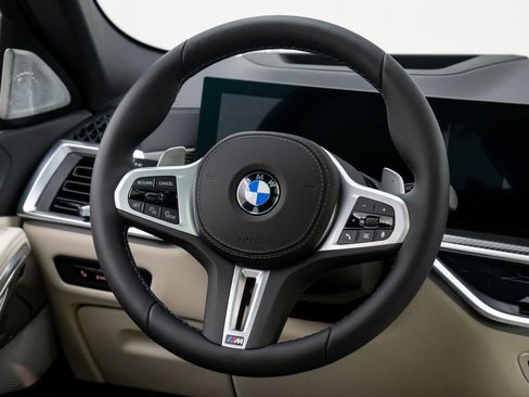 New 2026 BMW X6 M60i w/ Executive Package image 12
