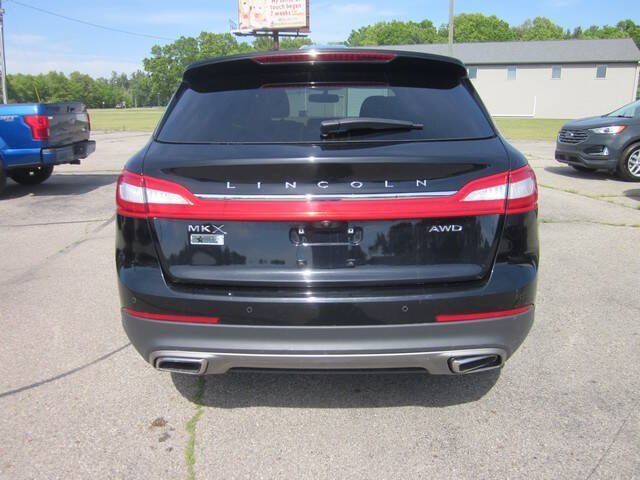 Used 2018 Lincoln MKX Select w/ Select Plus Package AWD/4WD image 5