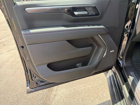 Used 2025 Chevrolet Tahoe RST w/ Comfort Package AWD/4WD image 11