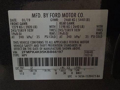 Used 2019 Ford Edge Titanium w/ Cold Weather Package AWD/4WD image 33