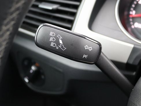 Used 2021 Volkswagen Atlas SEL image 36