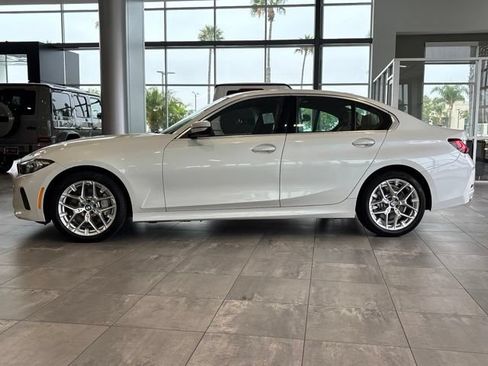 Used 2025 BMW 330i Sedan RWD image 10