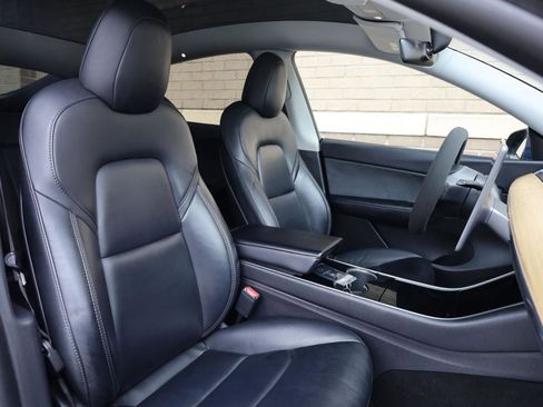 Used 2020 Tesla Model Y Performance AWD/4WD image 30