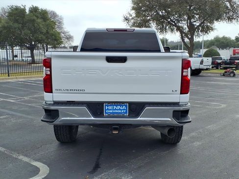 Used 2024 Chevrolet Silverado 2500 LT image 9