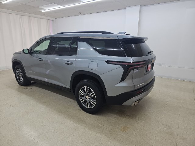 Used 2026 Chevrolet Traverse LT FWD image 20