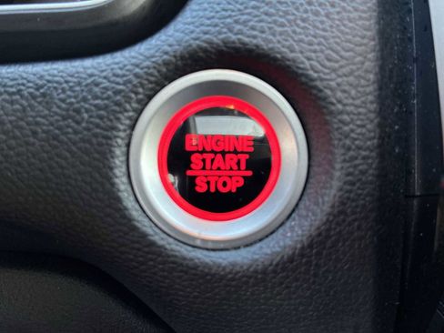 Used 2022 Honda CR-V Touring image 17