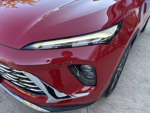 Used 2025 Buick Envision Preferred image 9