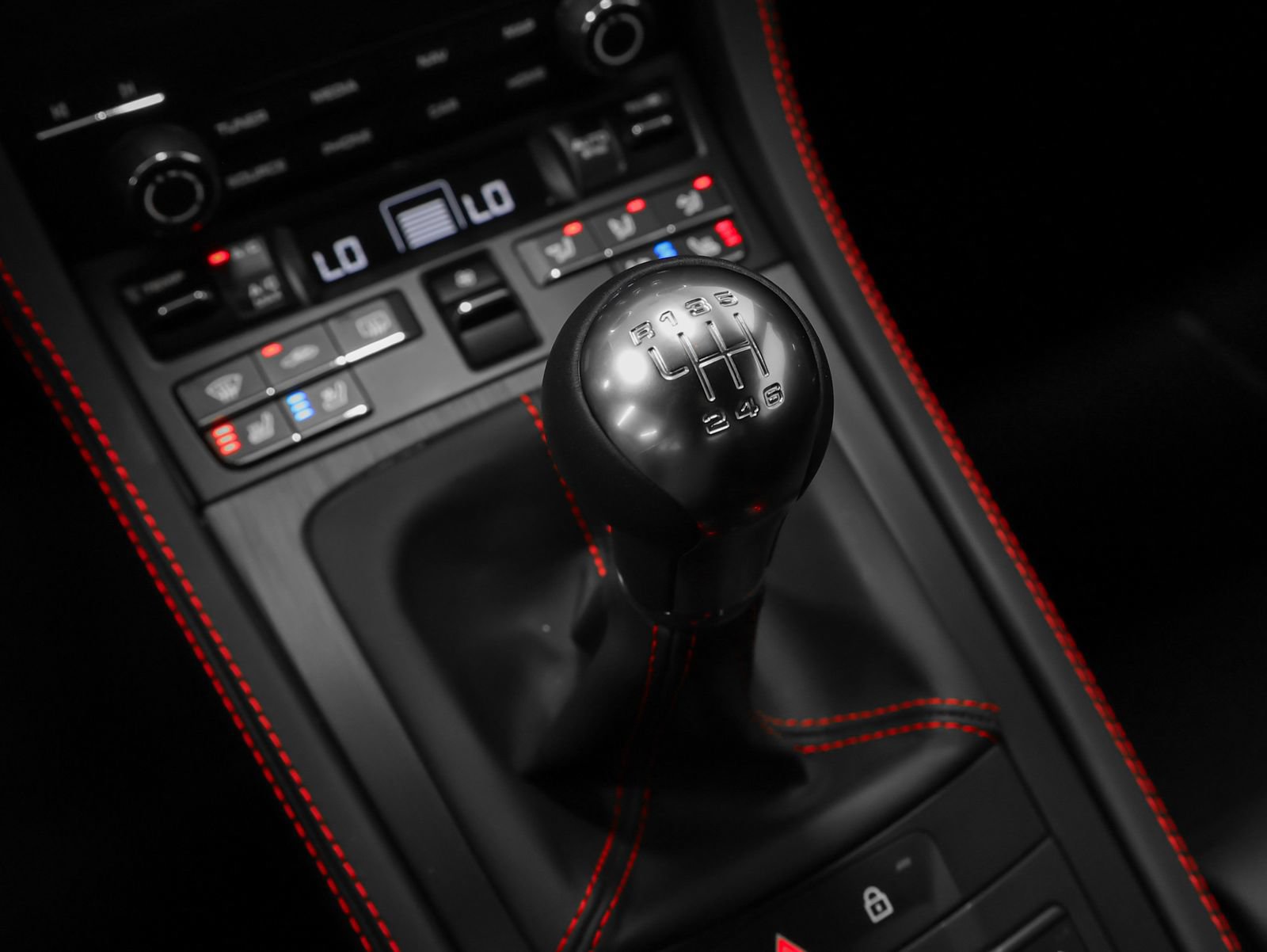 Certified 2025 Porsche 718 Cayman GTS RWD image 44