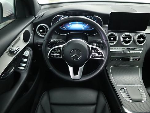 Certified 2022 Mercedes-Benz GLC 300 image 10