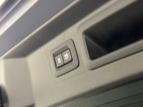 Used 2023 MAZDA CX-50 2.5 S w/ Accent Package image 9