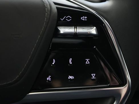 Used 2025 Cadillac Escalade IQ Luxury 2 w/ LPO, Premium Carpet Package AWD/4WD image 24