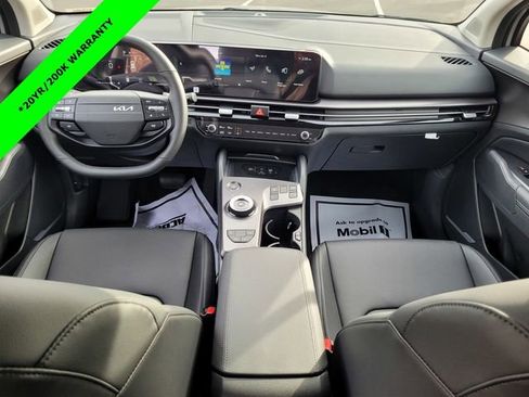 New 2026 Kia Sportage EX image 7