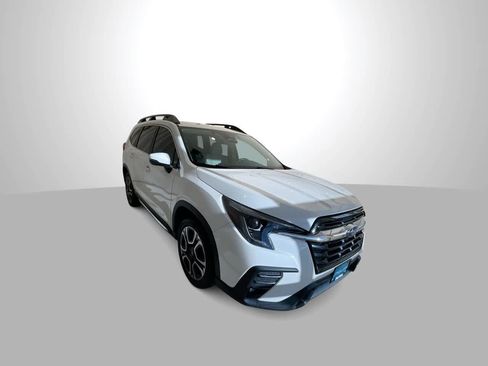 Used 2023 Subaru Ascent Limited AWD/4WD image 2