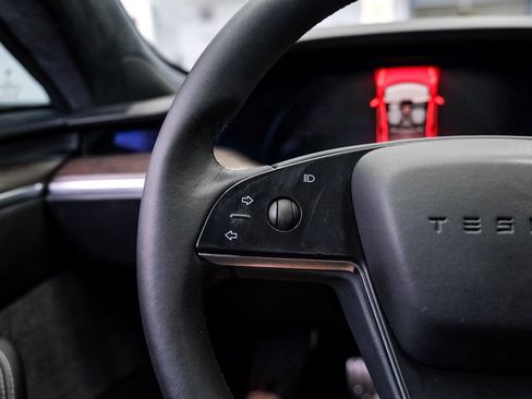 Used 2023 Tesla Model S AWD/4WD image 16
