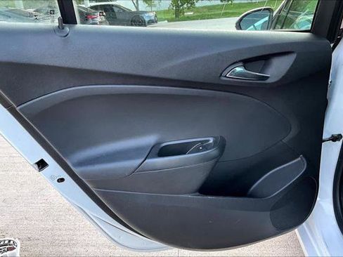 Used 2019 Chevrolet Cruze LS w/ LS Convenience Package FWD image 21
