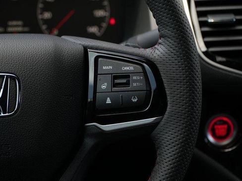 Used 2025 Honda Ridgeline Black Edition image 22