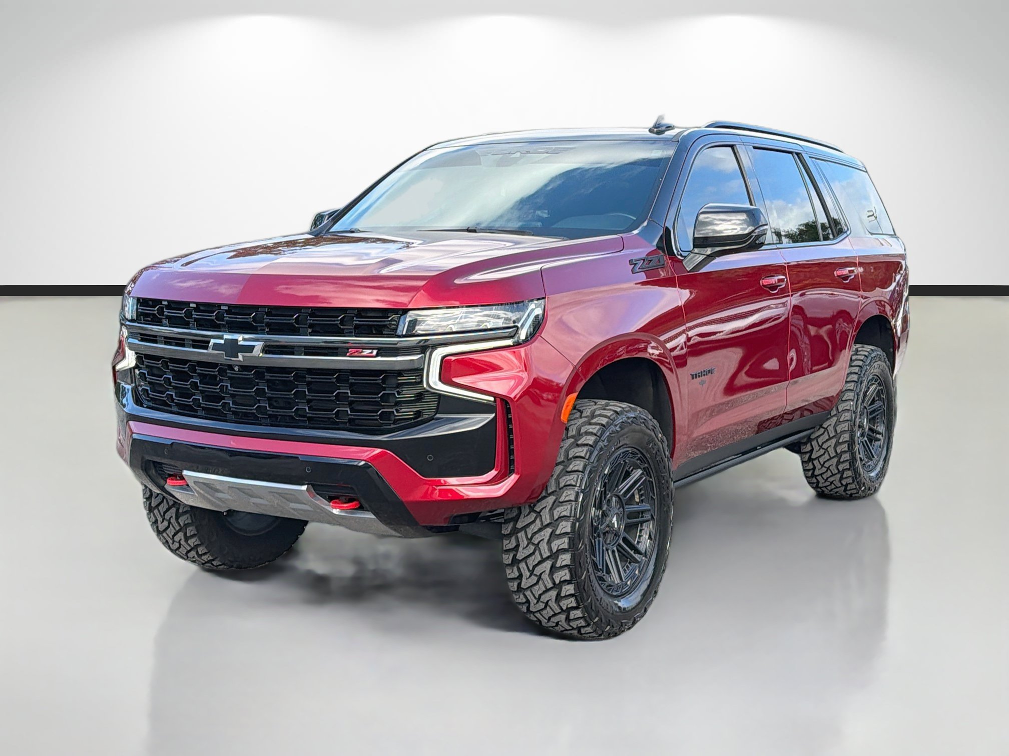 Used 2022 Chevrolet Tahoe Z71 w/ Luxury Package AWD/4WD image 7