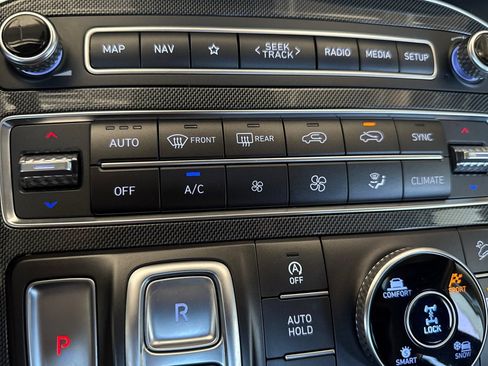 Used 2021 Hyundai Santa Fe Limited w/ Cargo Package AWD/4WD image 27