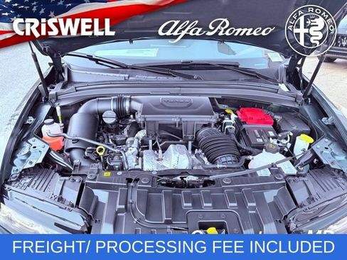 New 2026 Alfa Romeo Tonale w/ Black Premium Package image 9