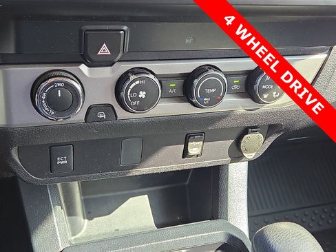 Used 2019 Toyota Tacoma SR w/ SR Convenience Package image 18