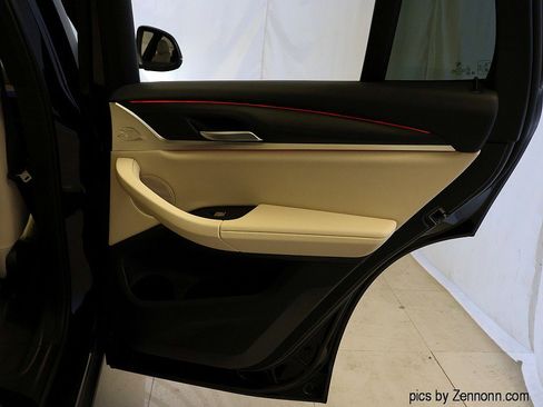 Certified 2023 BMW X3 xDrive30i w/ Premium Package image 32