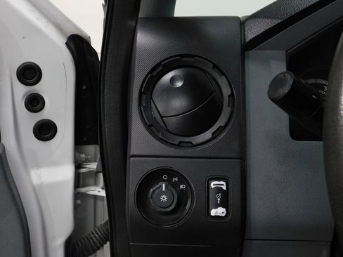 Used 2015 Ford F250 XL image 42