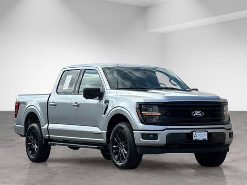 Used 2025 Ford F150 XLT w/ Equipment Group 302A MID AWD/4WD image 9