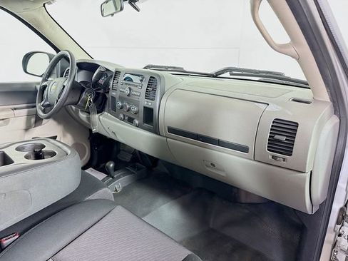Used 2013 Chevrolet Silverado 1500 W/T AWD/4WD image 26