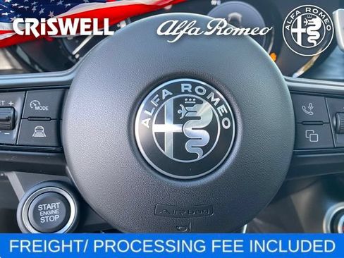 New 2025 Alfa Romeo Tonale w/ Premium Package AWD/4WD image 24