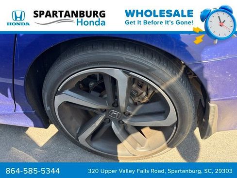 Used 2018 Honda Accord Sport image 3