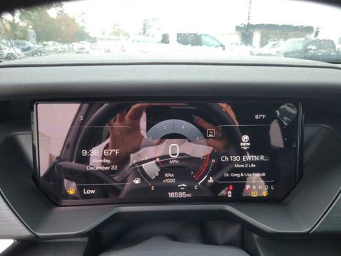 Used 2024 GMC Acadia Elevation w/ Luxury Package image 20