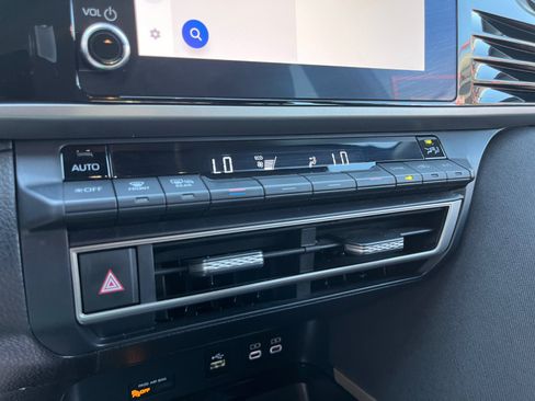 Used 2025 Toyota Camry LE FWD image 22