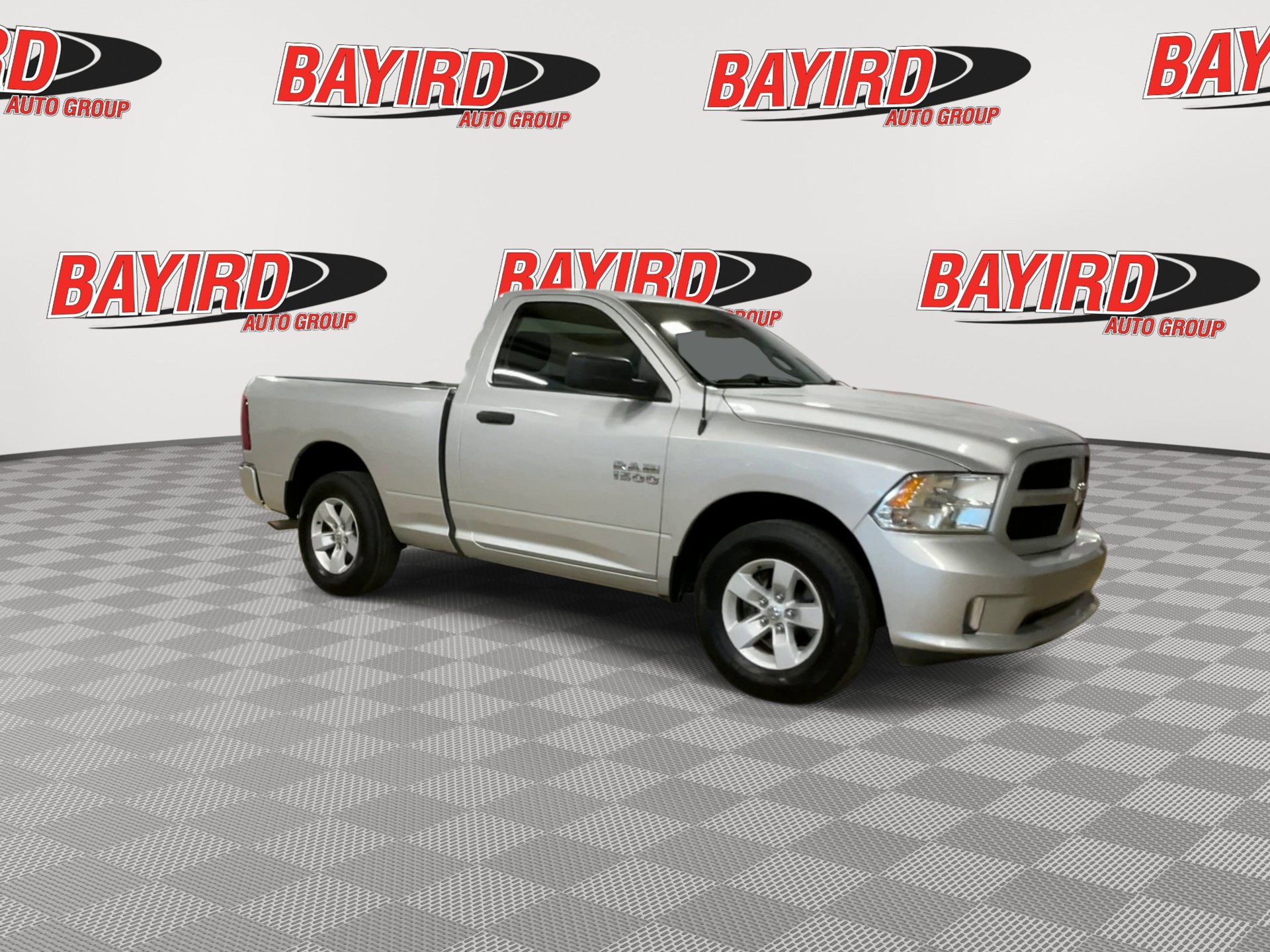 Used 2018 RAM 1500 Express RWD image 2