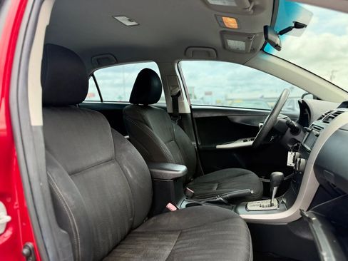 Used 2013 Toyota Corolla S FWD image 32