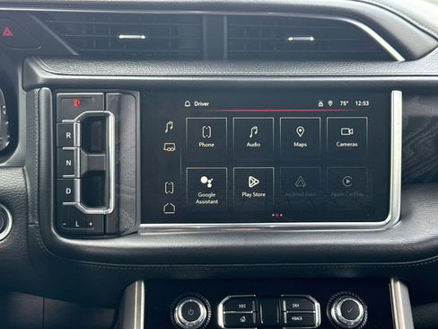 Used 2024 GMC Yukon Denali RWD image 25