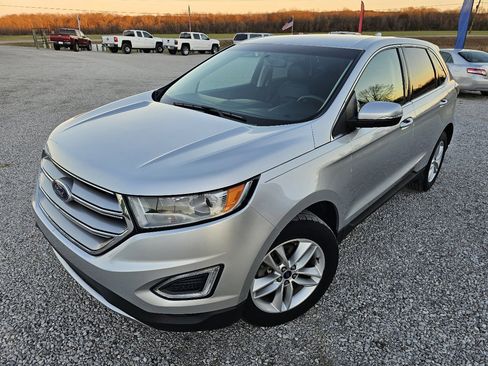 Used 2015 Ford Edge SEL w/ Equipment Group 201A image 3