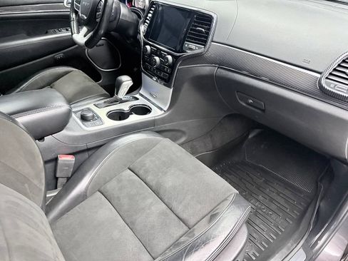 Used 2019 Jeep Grand Cherokee SRT AWD/4WD image 10