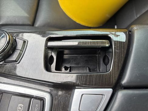 Used 2016 BMW 550i Sedan image 35